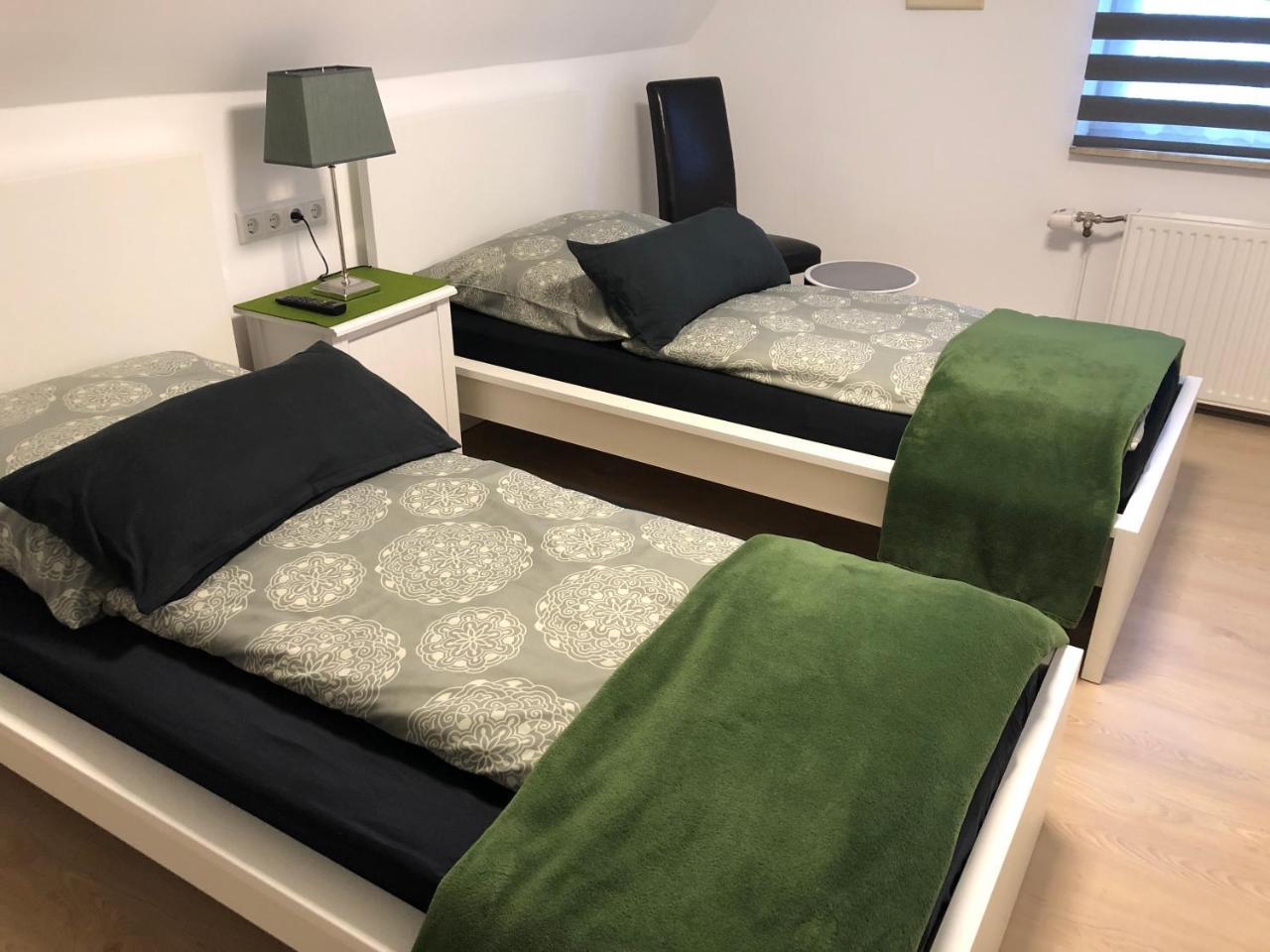 Messezimmer 4U Düsseldorf Buitenkant foto